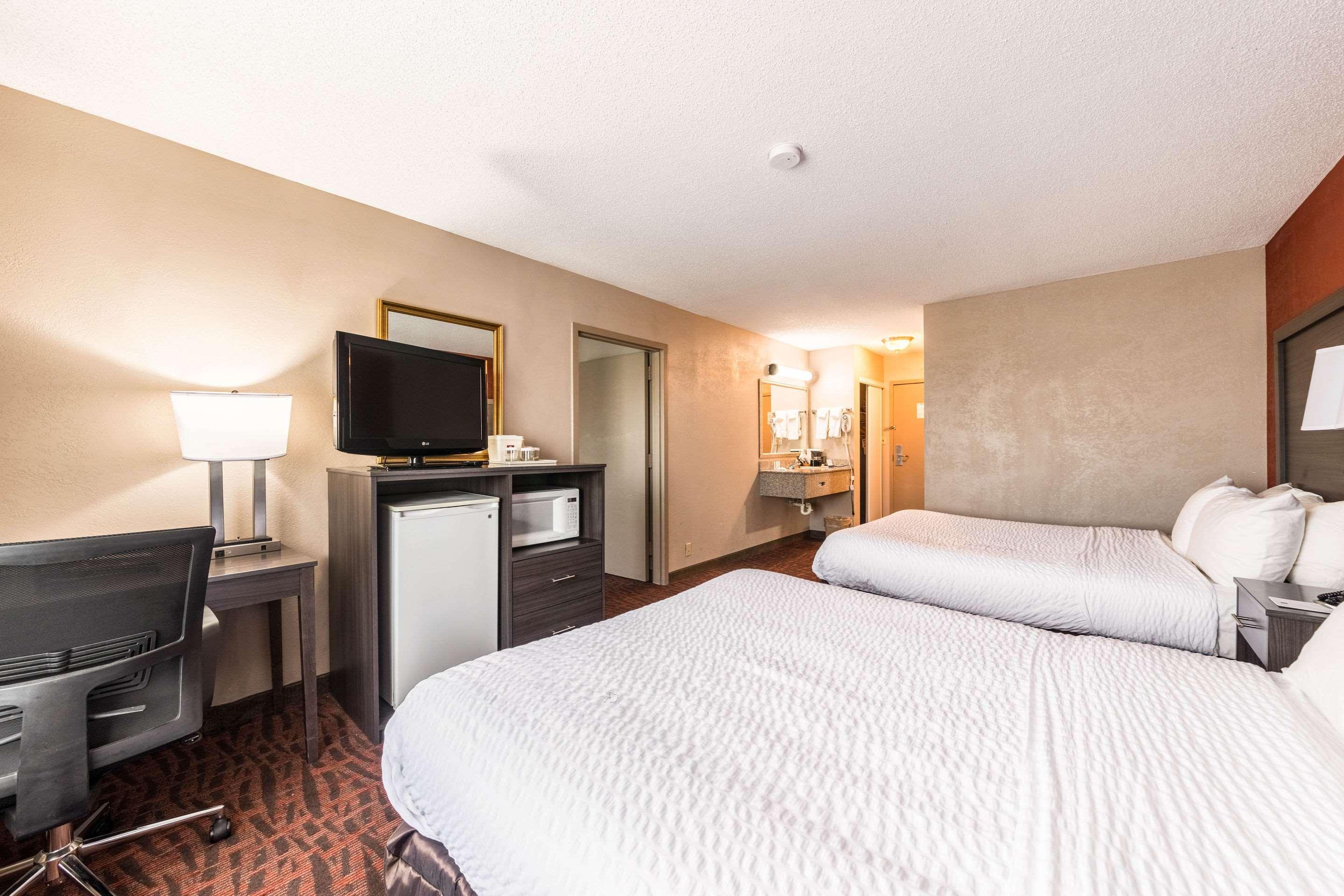 Lake Norman Inn And Suites Cornelius Extérieur photo