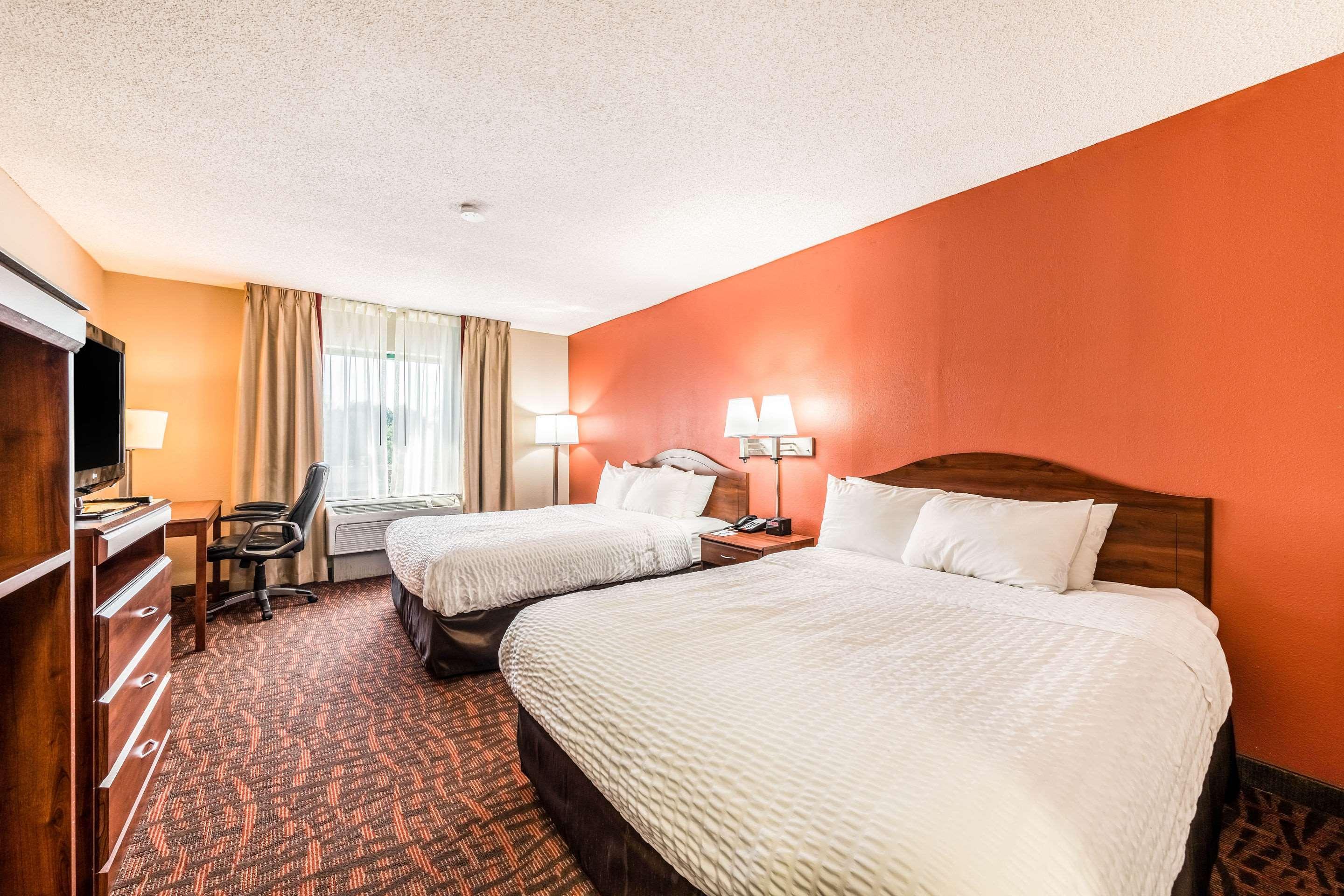 Lake Norman Inn And Suites Cornelius Extérieur photo