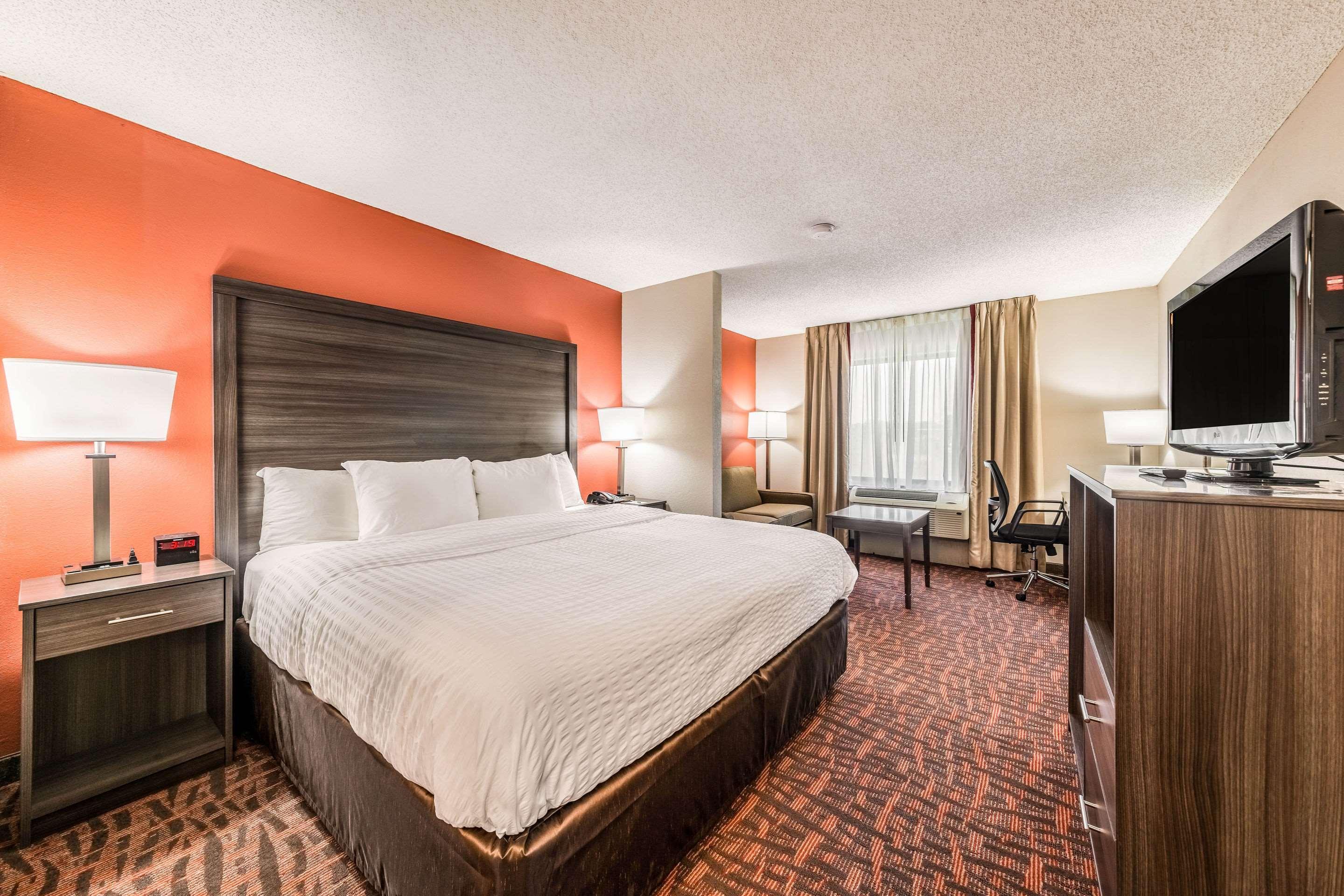 Lake Norman Inn And Suites Cornelius Extérieur photo