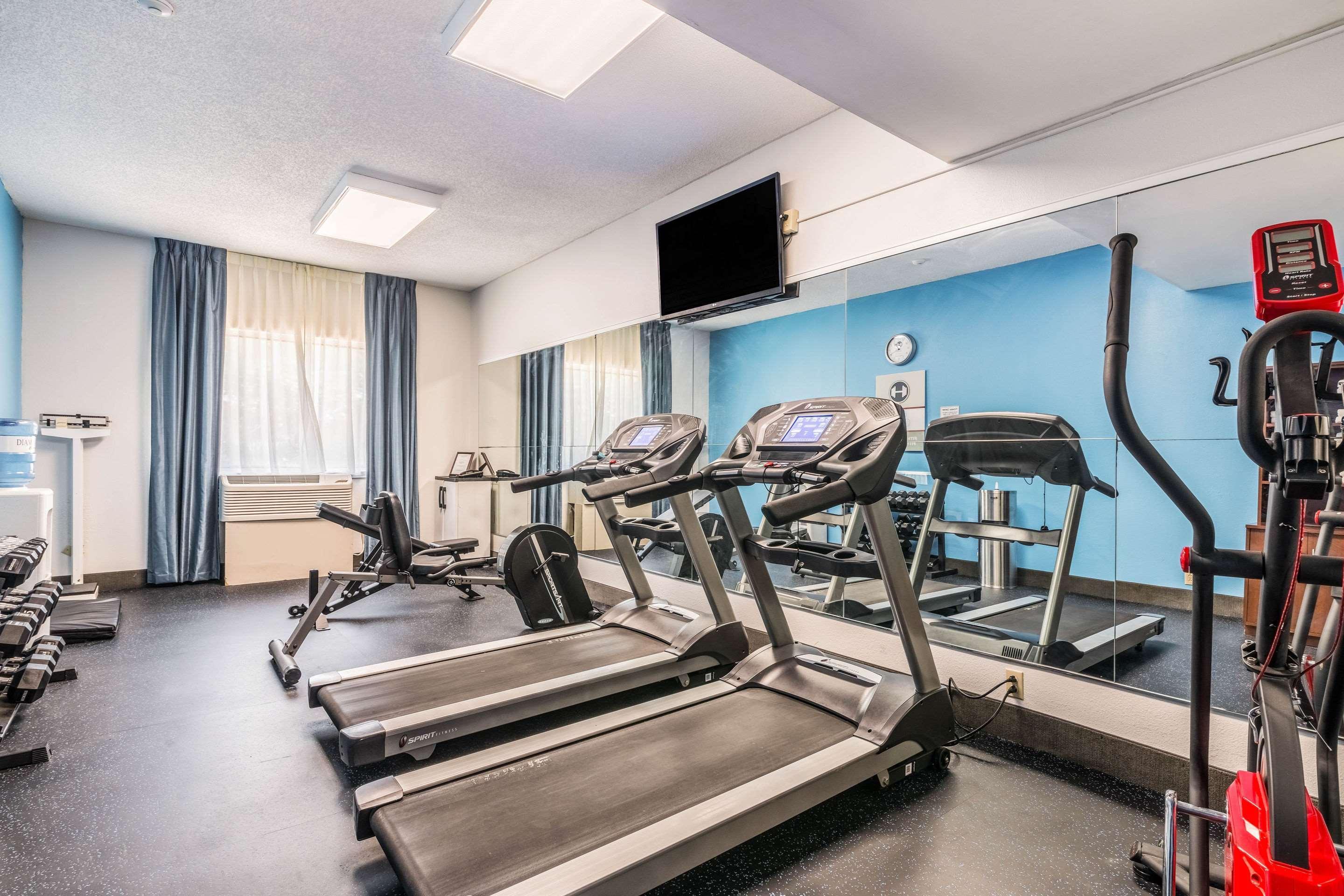 Lake Norman Inn And Suites Cornelius Extérieur photo