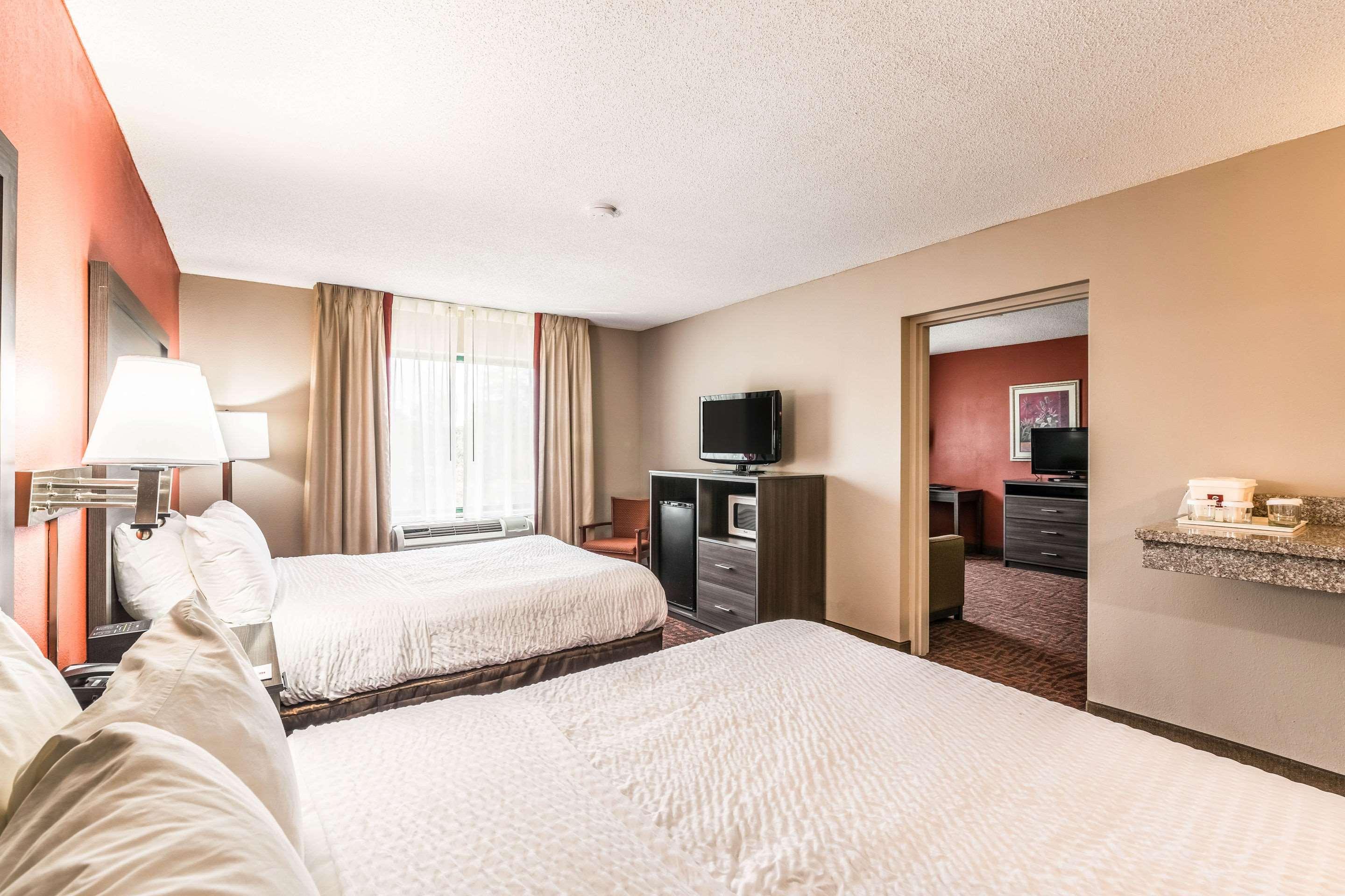 Lake Norman Inn And Suites Cornelius Extérieur photo