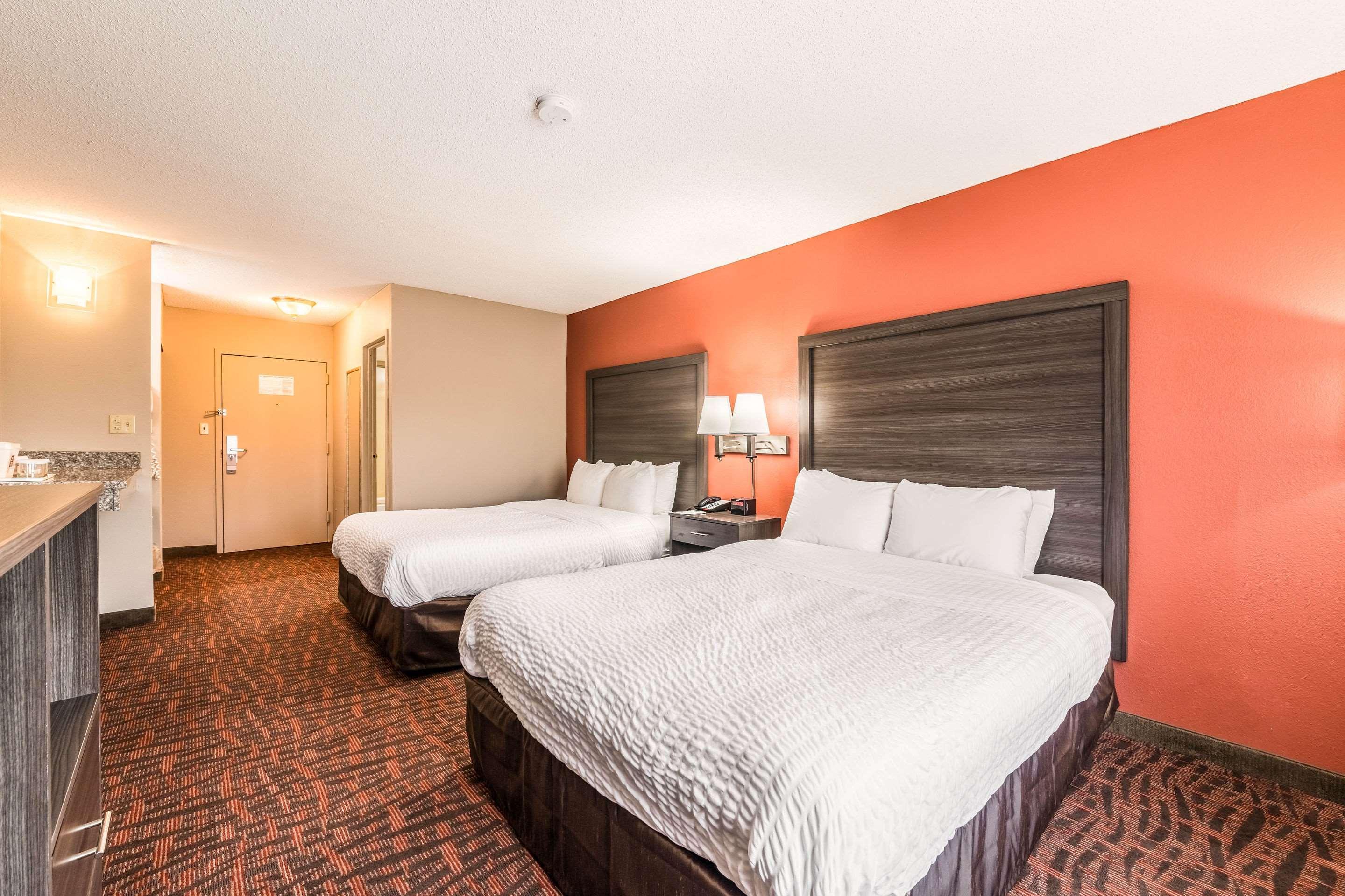 Lake Norman Inn And Suites Cornelius Extérieur photo