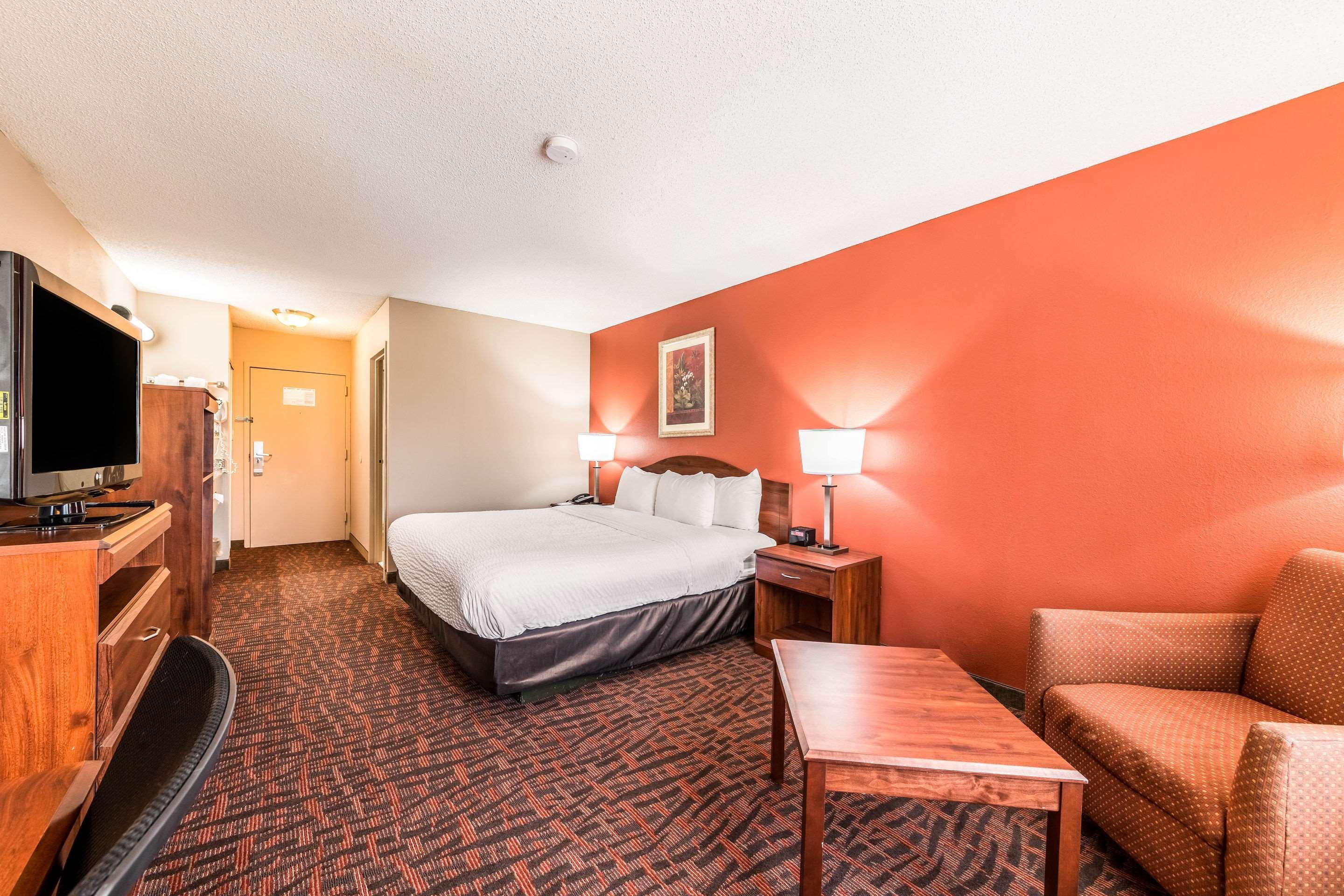 Lake Norman Inn And Suites Cornelius Extérieur photo