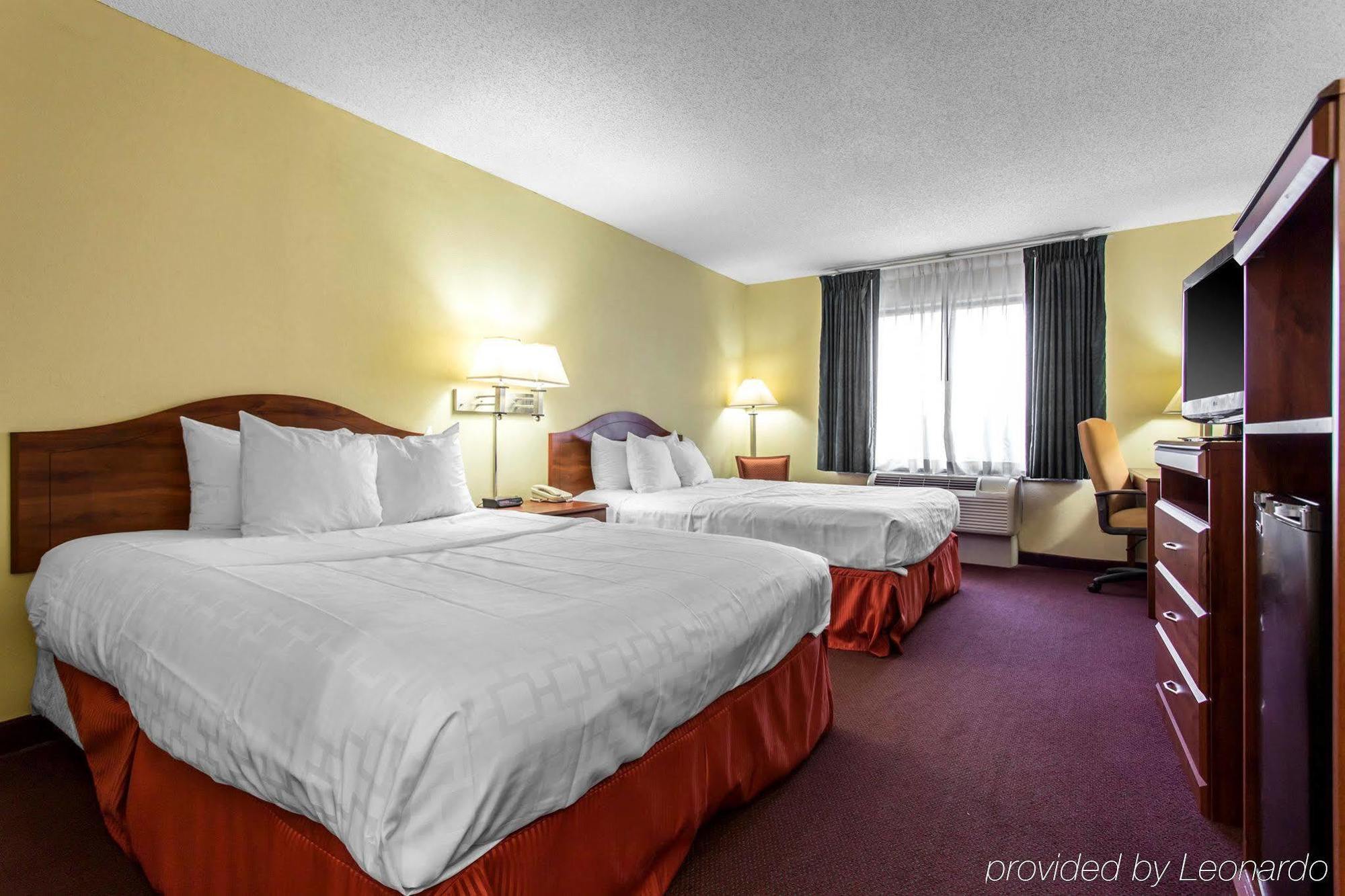 Lake Norman Inn And Suites Cornelius Extérieur photo
